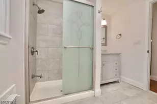 207 Franklin Ave 2nd Fl, Belleville, NJ 07109 - Photo 4