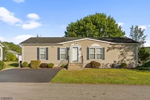 2 Edelweiss Way, White Township, NJ 07823 - Photo 2