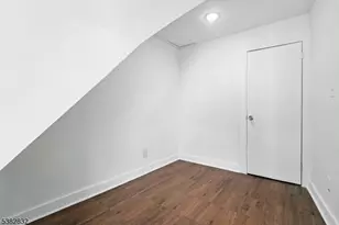 178 N 16th St, East Orange, NJ 07017 - Photo 14