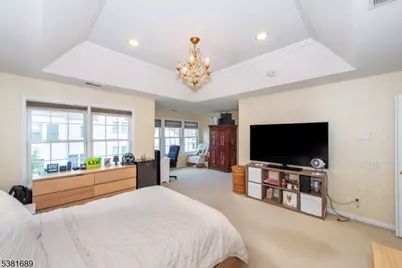 6 Congressional Ln, Totowa, NJ 07512 - Photo 18