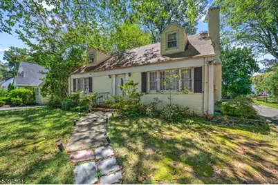 341 W End Ave, North Plainfield, NJ 07063 - Photo 1