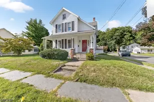 429 Water St, Belvidere, NJ 07823 - Photo 1