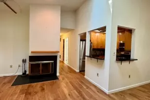 21 Crabapple Ln, Franklin Township, NJ 08823 - Photo 6