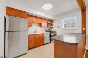 1285B Valley Rd, Wayne, NJ 07470 - Photo 14