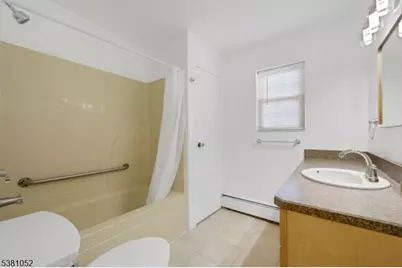 1285B Valley Rd, Wayne, NJ 07470 - Photo 20