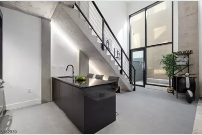 65 McWhorter St, Newark, NJ 07105 - Photo 4