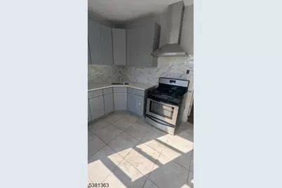 228 Renner Ave #2, Newark, NJ 07112 - Photo 8