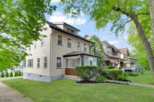 195 Sylvan St, Rutherford, NJ 07070 - Photo 8