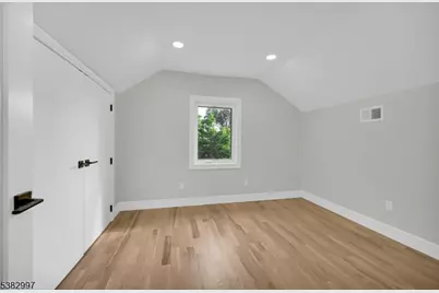 195 Sylvan St, Rutherford, NJ 07070 - Photo 44