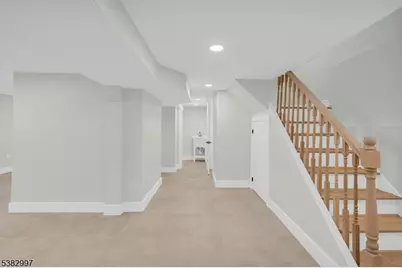 195 Sylvan St, Rutherford, NJ 07070 - Photo 42