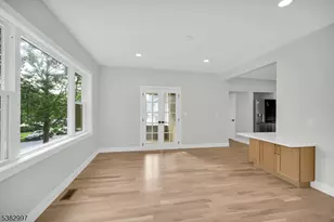 195 Sylvan St, Rutherford, NJ 07070 - Photo 18