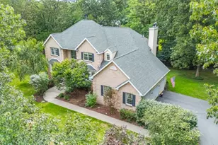 6 Crestview Ln, Sparta Township, NJ 07871 - Photo 1