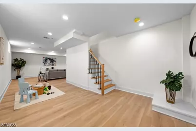 135A La Salle Ave, Clifton, NJ 07013 - Photo 30