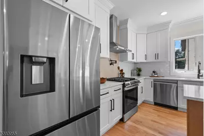 135A La Salle Ave, Clifton, NJ 07013 - Photo 8