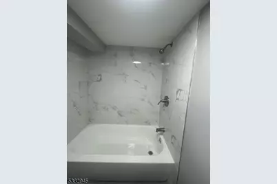 1292 Crescent Ave, Roselle, NJ 07203 - Photo 30