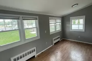 1292 Crescent Ave, Roselle, NJ 07203 - Photo 6