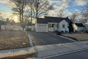 1292 Crescent Ave, Roselle, NJ 07203 - Photo 2