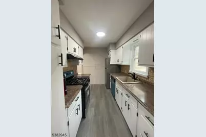 1292 Crescent Ave, Roselle, NJ 07203 - Photo 20