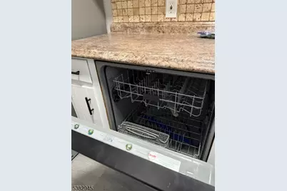 1292 Crescent Ave, Roselle, NJ 07203 - Photo 22