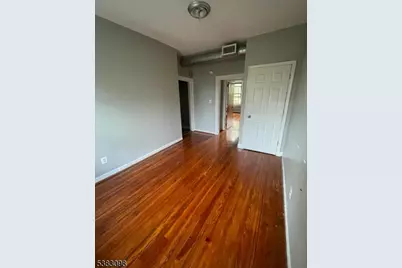 302 Princeton Ave #3, Jersey City, NJ 07305 - Photo 6