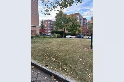 704-712 N Broad St #3D, Elizabeth, NJ 07208 - Photo 4