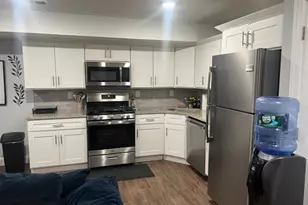 118 Fleming Ave, Newark, NJ 07105 - Photo 6