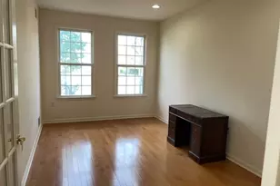 99 Saratoga Ct, Franklin Township, NJ 08873 - Photo 4