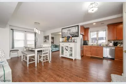 372 W Hazelwood Ave, Rahway, NJ 07065 - Photo 1