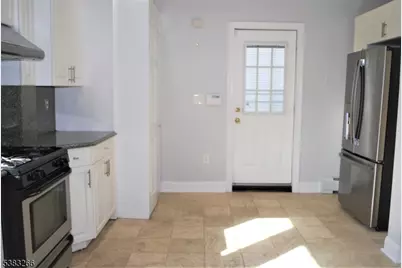 61 Ecentral Ave, Maywood, NJ 07607 - Photo 8