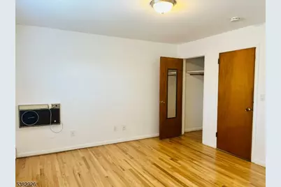 26 Pilgrim Ct, Bloomfield, NJ 07003 - Photo 10