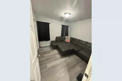 95-97 S Munn Ave #3, Newark, NJ 07106 - Photo 10