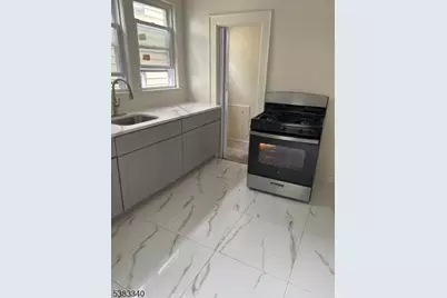 256 Vermont Ave, Irvington, NJ 07111 - Photo 2