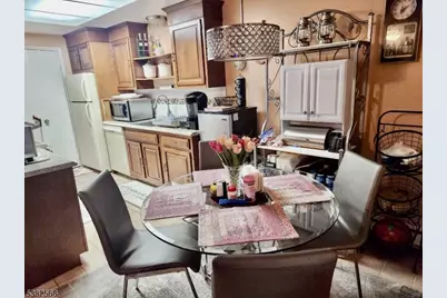 158B Pelham Ln #B, Monroe Township, NJ 08831 - Photo 4