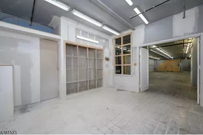 172 Lyon St, Paterson, NJ 07524 - Photo 12