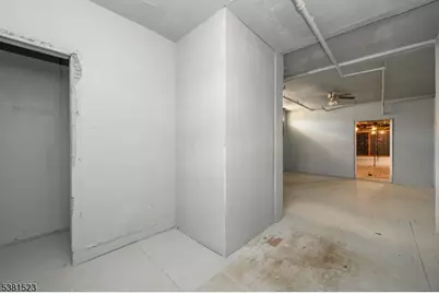 172 Lyon St, Paterson, NJ 07524 - Photo 28