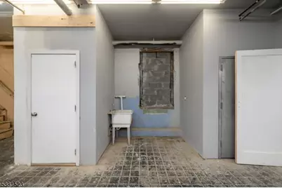 172 Lyon St, Paterson, NJ 07524 - Photo 8