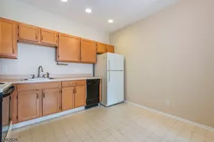 9302 Richmond Rd, West Milford, NJ 07480 - Photo 8