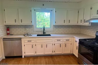 19 Spring St, Bloomfield, NJ 07003 - Photo 10