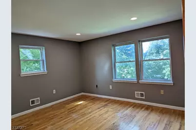 63 Kent St #2, Newark, NJ 07108 - Photo 6
