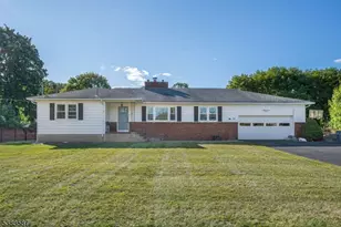 25 Chase Dr, Roxbury Township, NJ 07847 - Photo 1