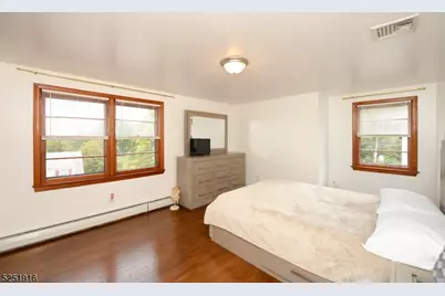 4 Mary St, Hawthorne, NJ 07506 - Photo 6