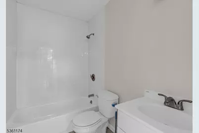 477 Lewis St, Franklin Township, NJ 08873 - Photo 22