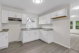 477 Lewis St, Franklin Township, NJ 08873 - Photo 4