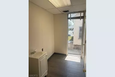 451 S Washington Ave, Piscataway Township, NJ 08854 - Photo 8