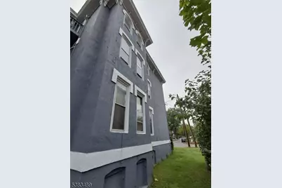 222 E 9th St, Plainfield, NJ 07060 - Photo 24