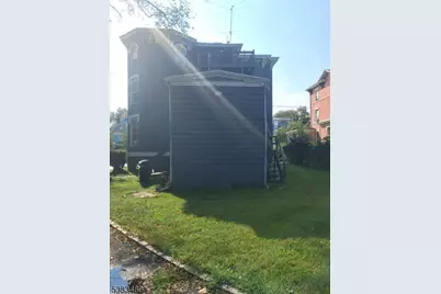 222 E 9th St, Plainfield, NJ 07060 - Photo 6