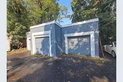 222 E 9th St, Plainfield, NJ 07060 - Photo 10