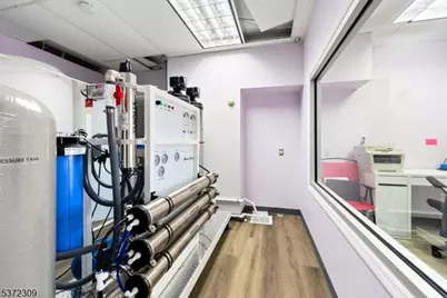 283 Belmont Ave, Haledon, NJ 07508 - Photo 8