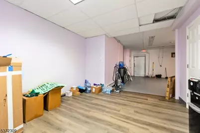 283 Belmont Ave, Haledon, NJ 07508 - Photo 10