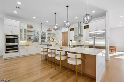 19 Highlander Dr, Scotch Plains Township, NJ 07076 - Photo 8